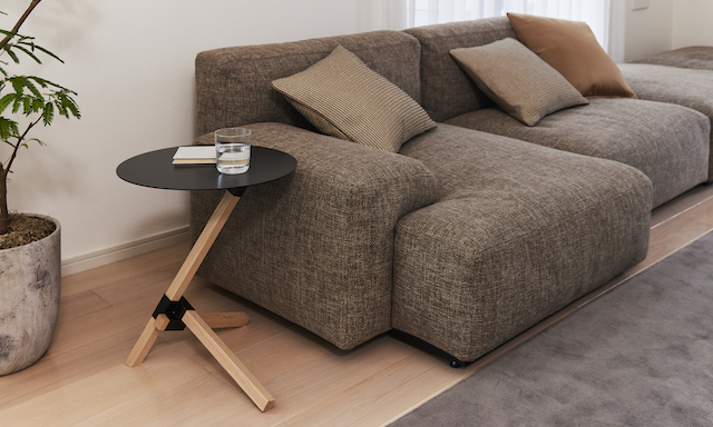 TRE SIDE TABLE