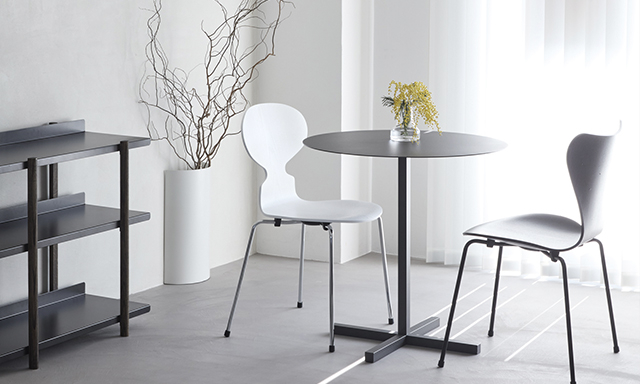 SOLID STEEL DINER TABLE