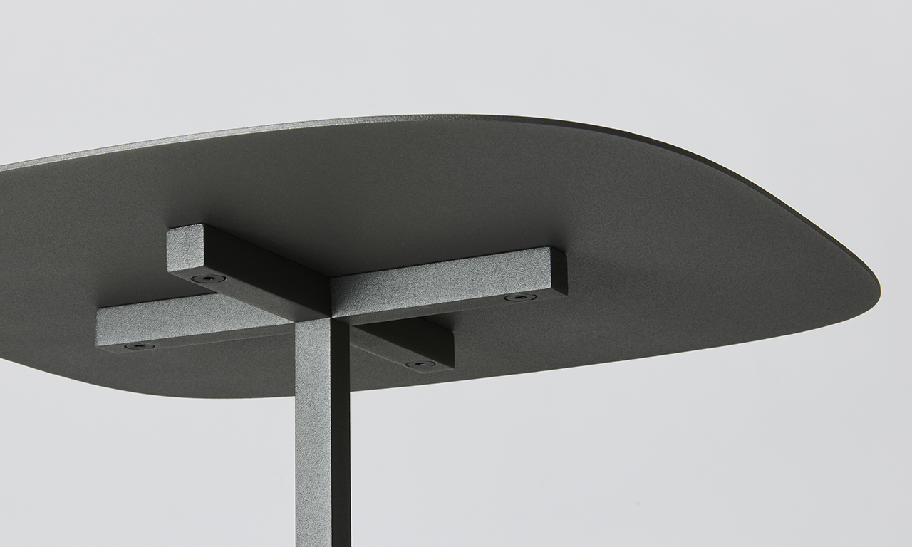 SOLID STEEL TABLE DESIGN1