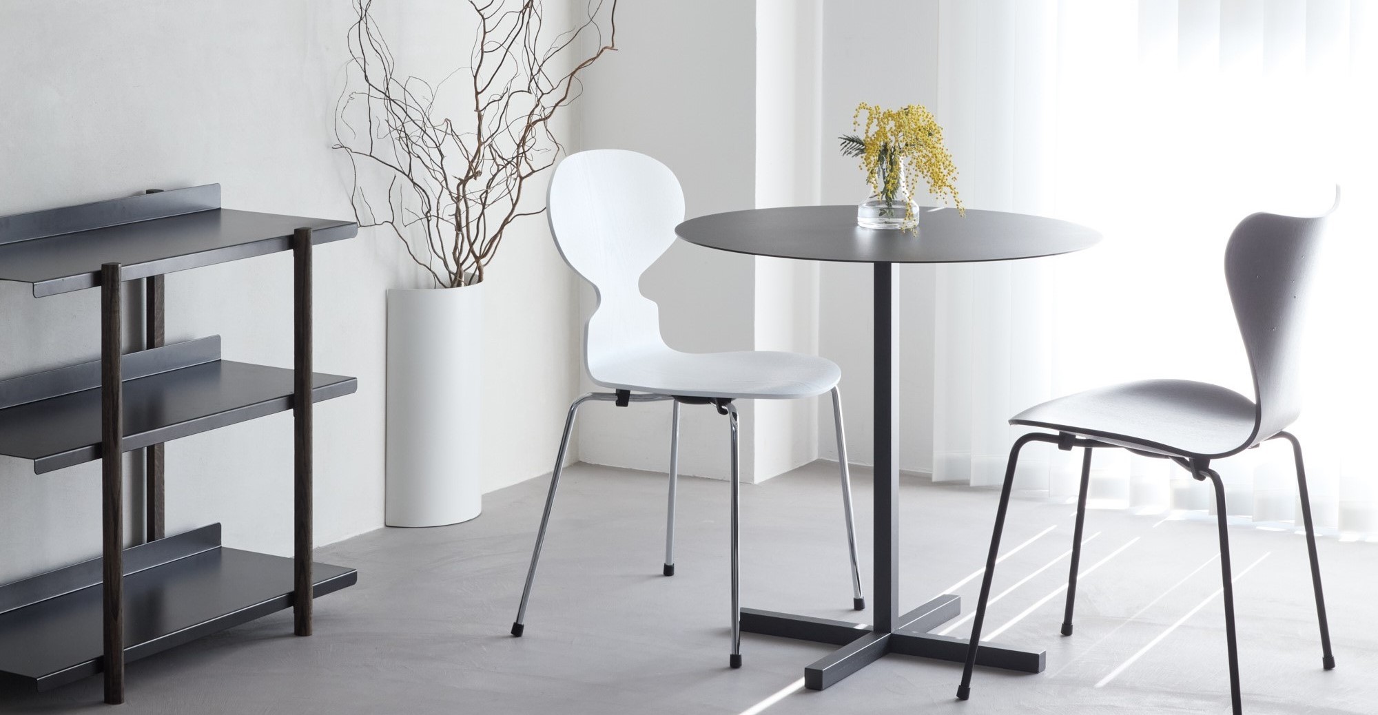 SOLID STEEL DINER TABLE DESIGN1