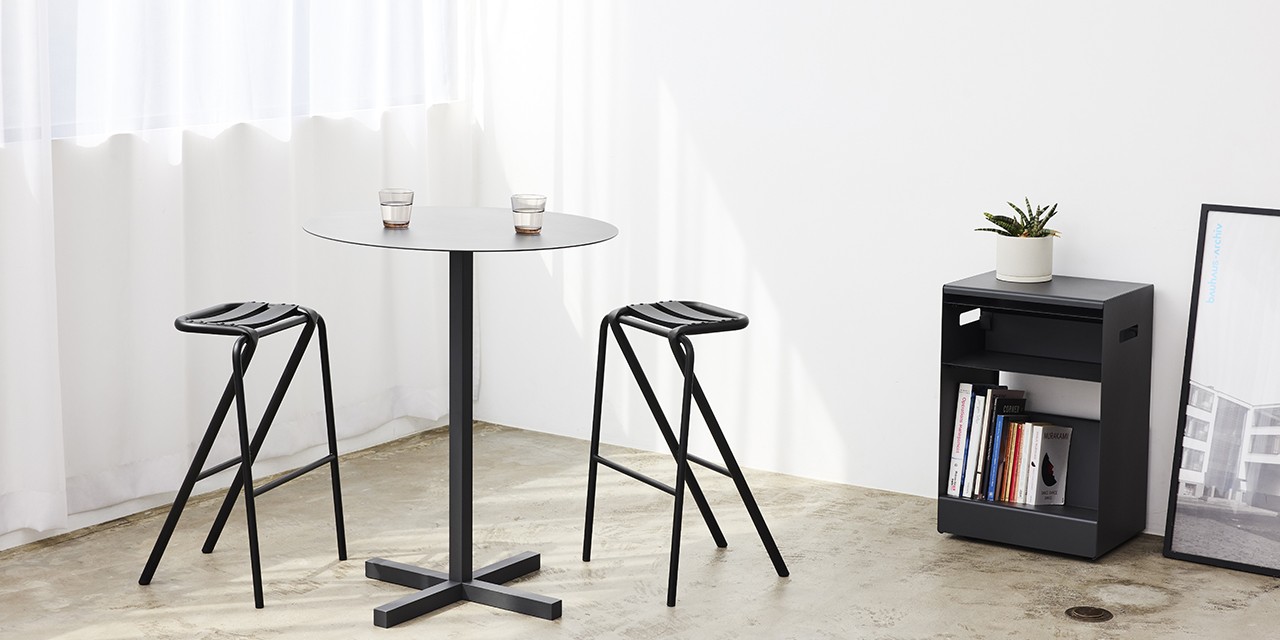 SOLID STEEL HIGH DINER TABLE DESIGN3