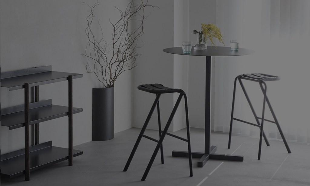 SOLID STEEL HIGH DINER TABLE STYLING